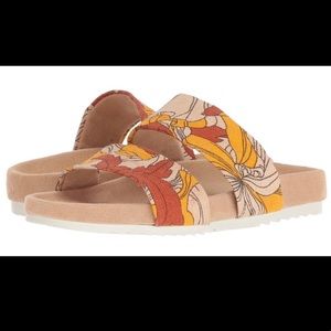 Naturalizer Amabella Slide Sandals